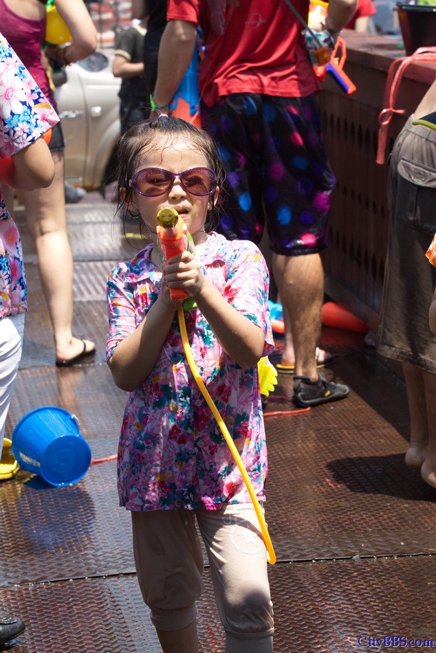 Chiangmai_Songkran_030.jpg