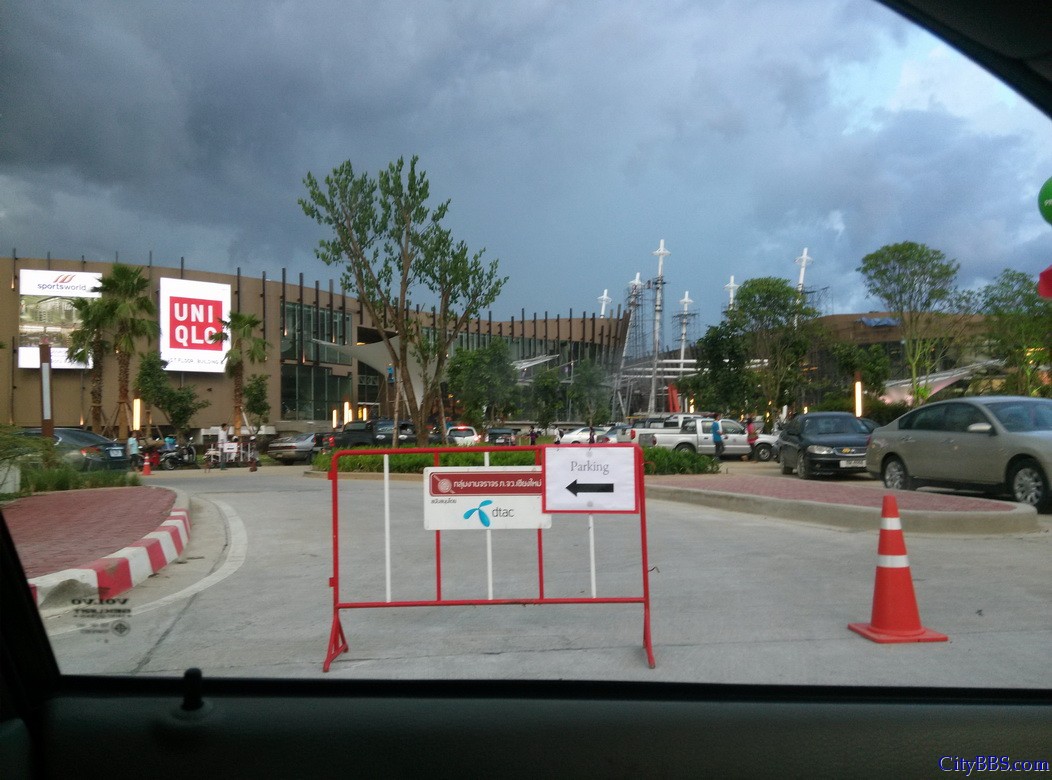 泰国清迈最大超级商场Promenada开业