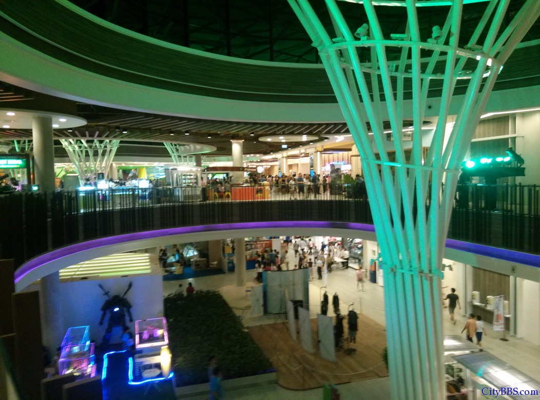清迈新建的最大商场Promenada开业——Promenada内景