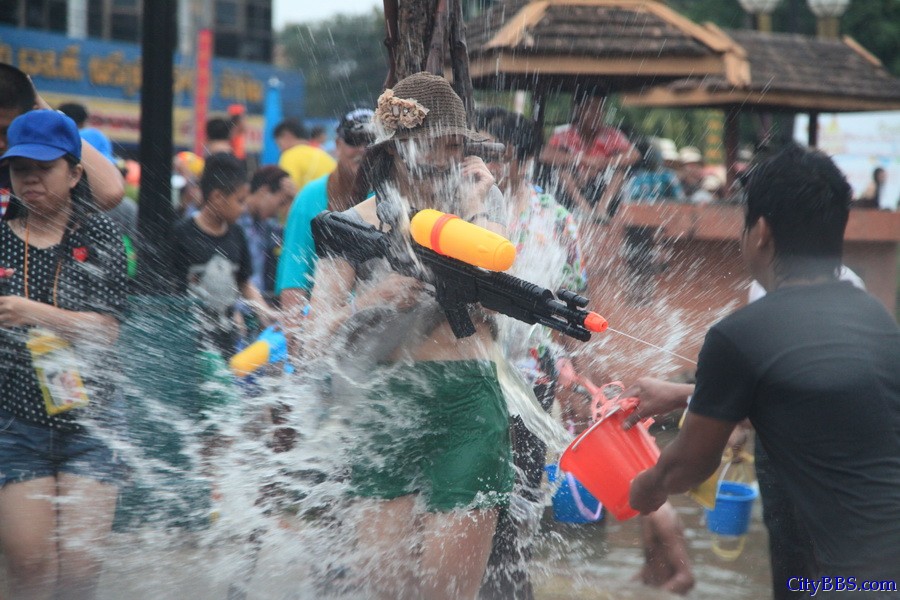 2014_ChiangMai_Songkran_泰国清迈宋干节