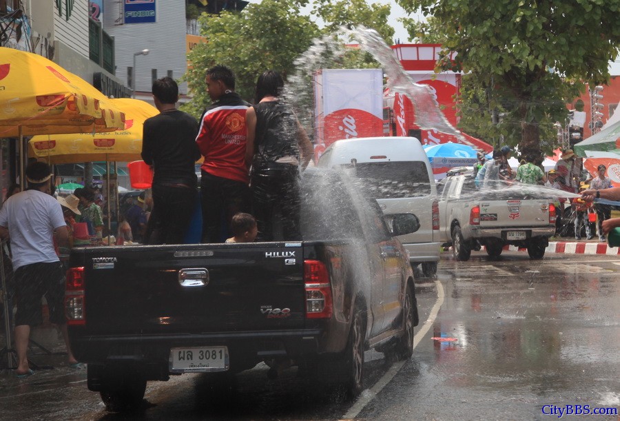 2014_ChiangMai_Songkran_清迈宋干节