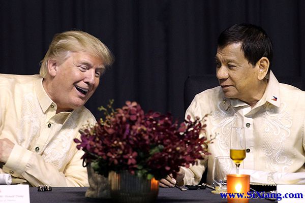 特朗普亚太行丨杜特尔特献唱情歌