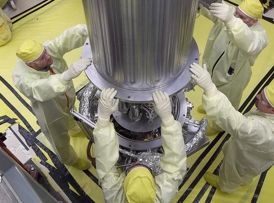 NASA十年后或送反应堆上月球为人类基地供电.jpg
