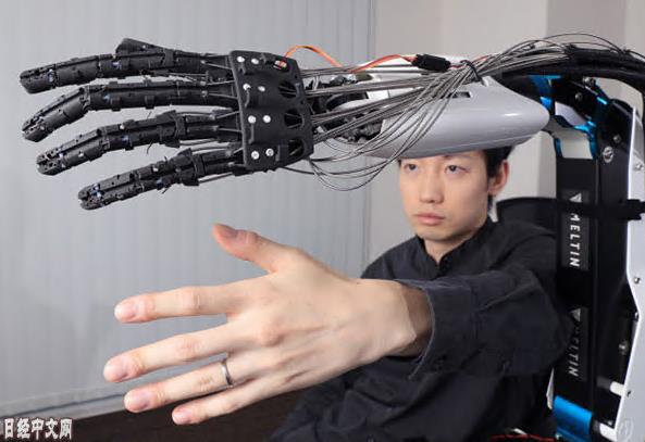 机械臂能忠实再现粕谷的手部动作
