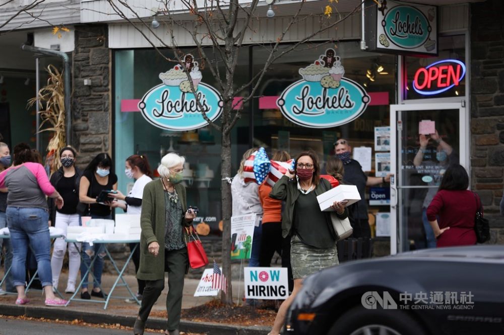 打脸各家民调宾州饼干章鱼哥预测特朗普获胜2.jpg