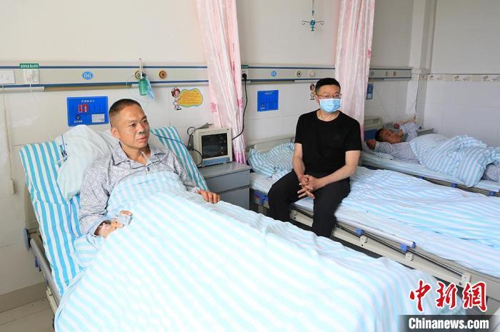 甘肃白银山地马拉松越野赛消防救援