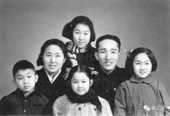 卞仲耘、王晶垚的幸福一家
