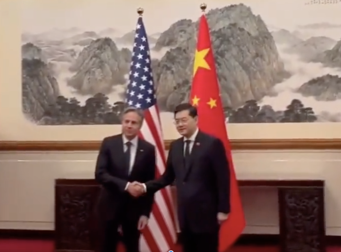 秦刚外长与美国国务卿布林肯在北京举行会谈
